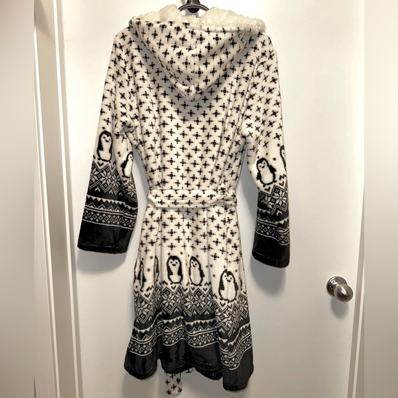 La vie en Rose Robe - Picture 2 of 2